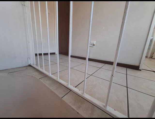 3 BEDROOM APARTMENT FOR SALE IN SUNNYSIDE
